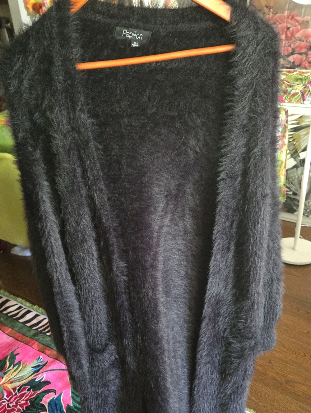 Papillon Blanc Women's Black Fuzzy Open-Front Sweater